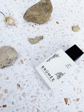 Afbeelding in Gallery-weergave laden, Pine Tree + Vetiver alcohol-free perfume
