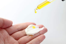 Load image into Gallery viewer, bio-retinol + c skin booster
