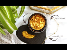 Video laden en afspelen in Gallery-weergave, bio-retinol gold mask
